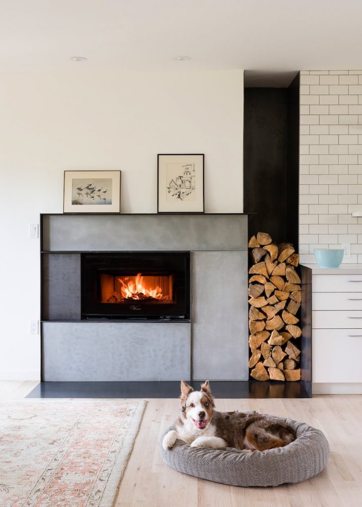 Top-5-Homes-With-Sensational-Fireplaces-2   Top 5 Homes With Sensational Fireplaces 2 731x1024